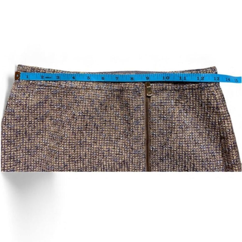 J. Crew, Holiday Pencil Skirt, Metallic Tweed, Size 2Petite, (Pre-loved) - Picture 4 of 7
